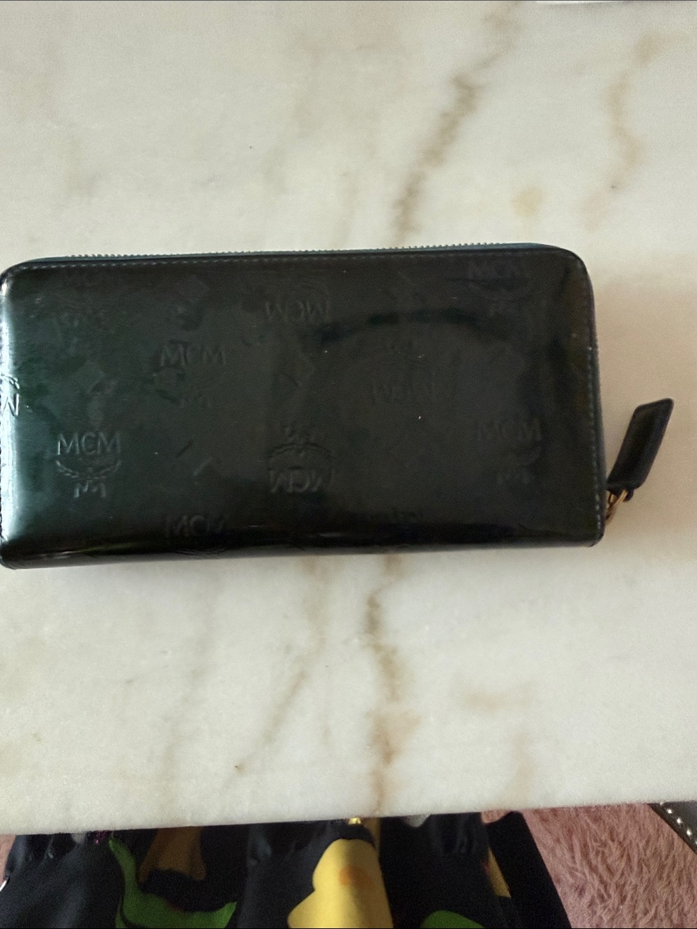 MCM Black Patent Leather Zip Wallet with Gold Plaque - Picture 5 of 15